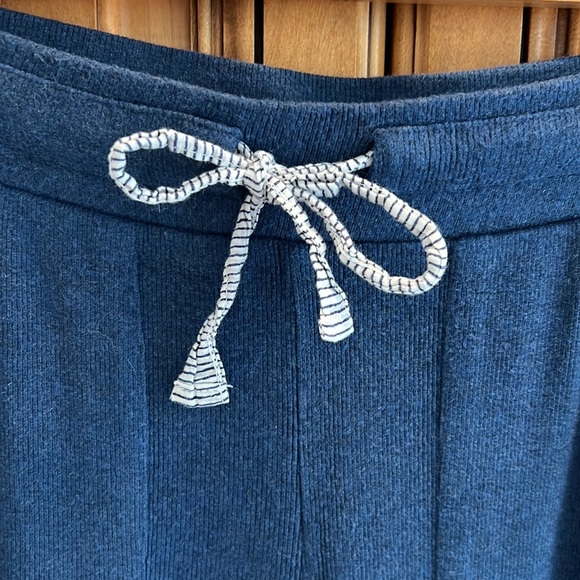 Roller Rabbit joggers - Picture 2 of 6